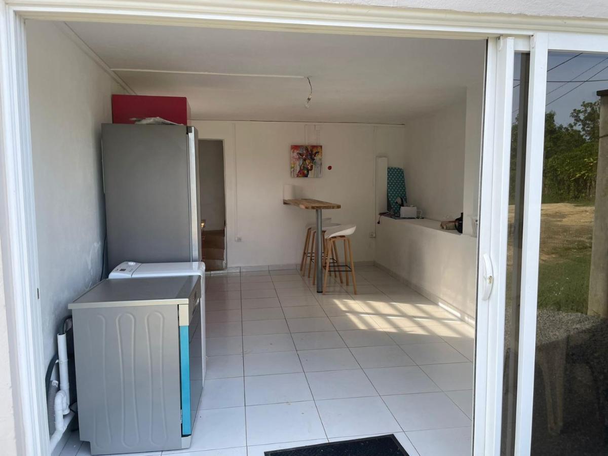 Appartamento La petite Girafe Baie-Mahault Esterno foto